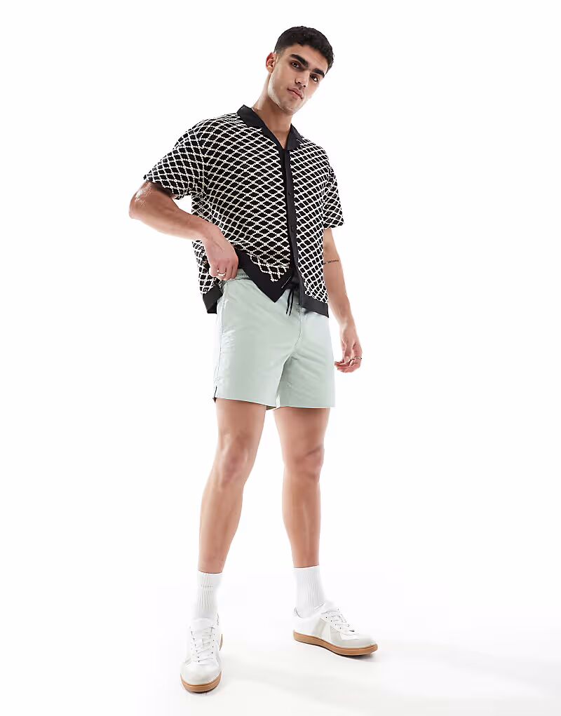 Плавки-шорты Farah Colbert цвета шалфея
Плавки-шорты Farah Colbert цвета шалфея