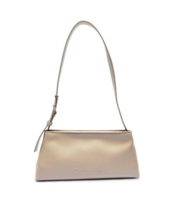 Сумка женская Calvin Klein прямоугольной формы, бежевый
Сумка женская Calvin Klein прямоугольной формы, бежевый