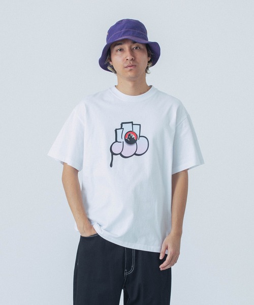 Футболка с коротким рукавом, THROW UP XLARGE, белый
Футболка с коротким рукавом, THROW UP XLARGE, белый