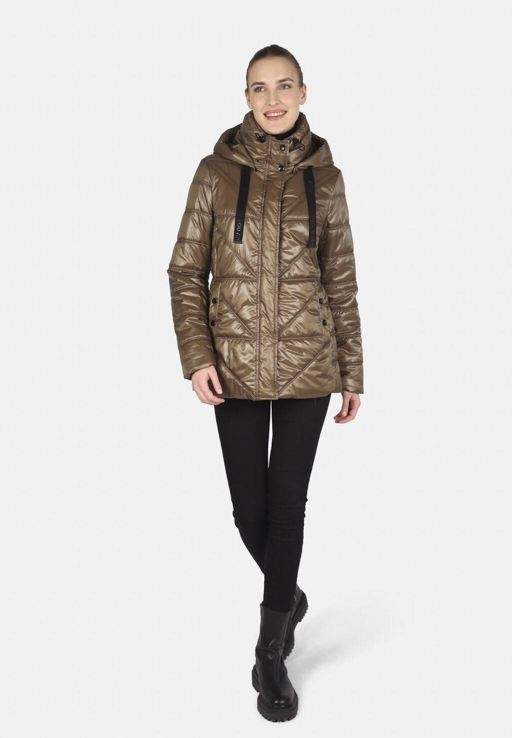 Зимнее пальто CITY MIT ABNEHMBARER KAPUZE QUERSTEPPUNG VERDECKTER REISSVERSCHLUSS THERMO FUCHS SCHMITT, хаки
Зимнее пальто CITY MIT ABNEHMBARER KAPUZE QUERSTEPPUNG VERDECKTER REISSVERSCHLUSS THERMO FUCHS SCHMITT, хаки