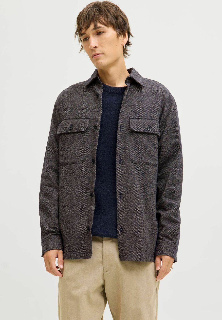 Куртка Jack & Jones PREMIUM REGULAR FIT, Black/Mottled Black
Куртка Jack & Jones PREMIUM REGULAR FIT, Black/Mottled Black