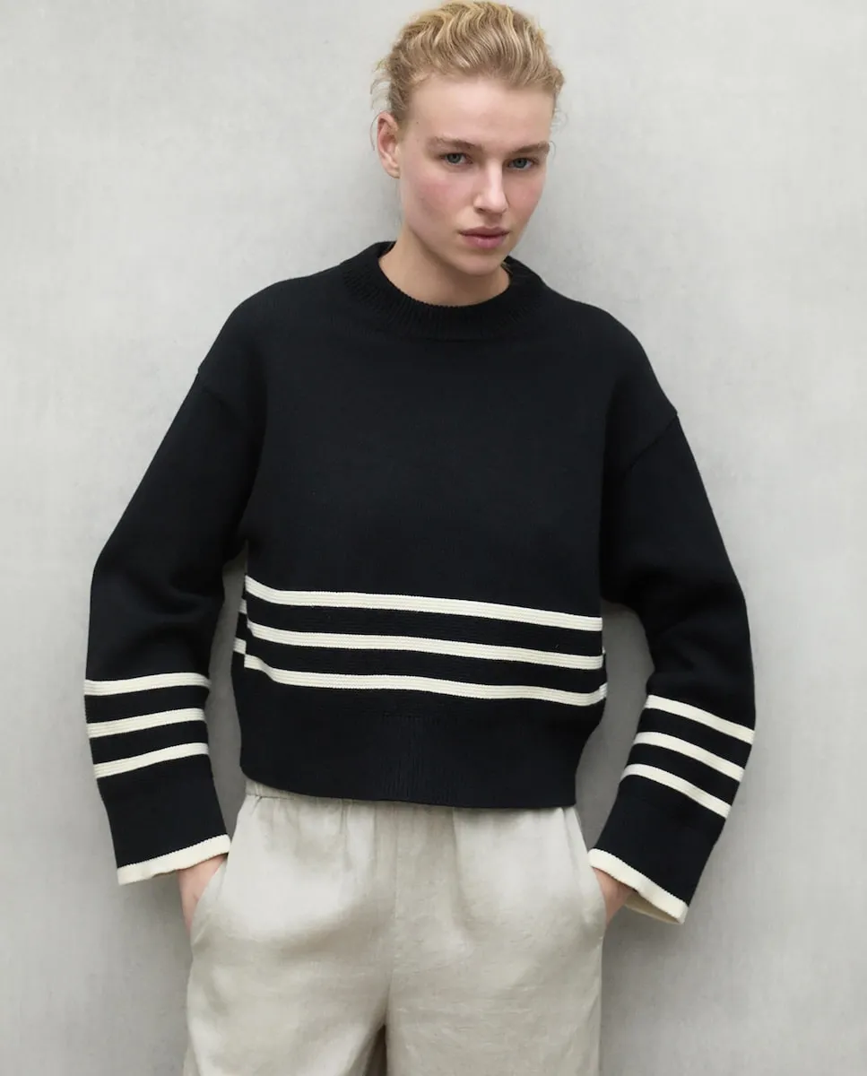 Женский джемпер с круглым вырезом свободного кроя Ecoalf, черный
Женский джемпер с круглым вырезом свободного кроя Ecoalf, черный