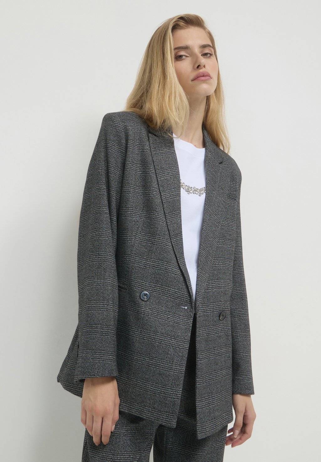 Блейзер CROISÉE EN PRINCE DE GALLES Calliope, черный
Блейзер CROISÉE EN PRINCE DE GALLES Calliope, черный