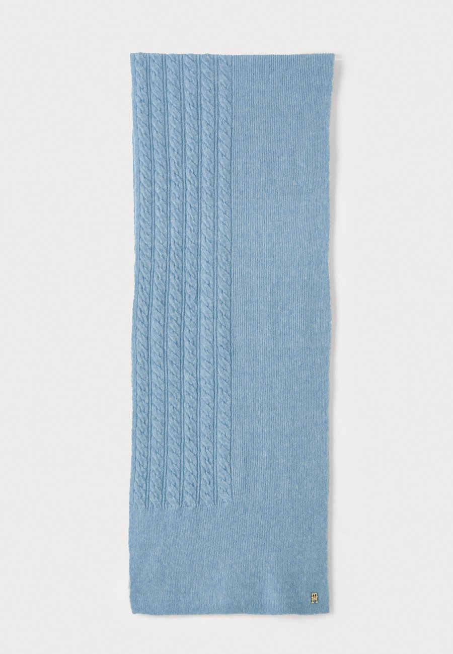 Шарф Tommy Hilfiger ELEVATED CHIC FLUFFY SCARF, Brisk Blue/Blue
Шарф Tommy Hilfiger ELEVATED CHIC FLUFFY SCARF, Brisk Blue/Blue