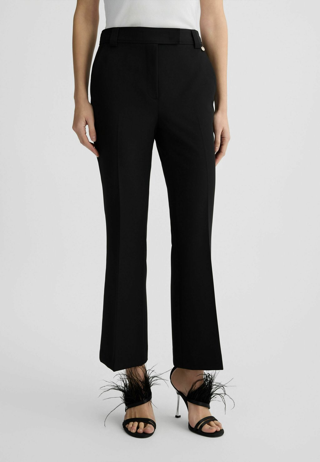 Брюки LIU JO, черный
Брюки LIU JO, черный