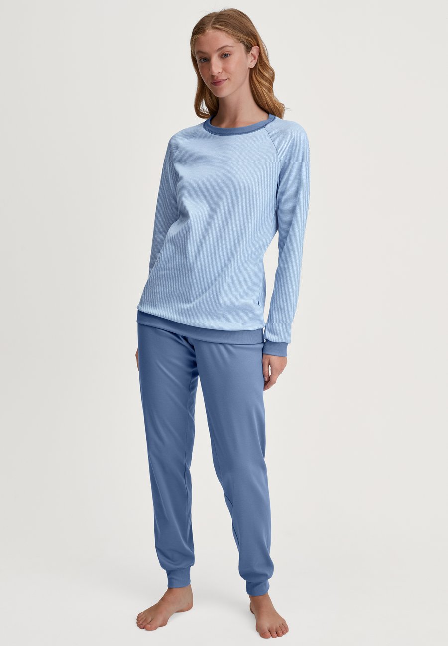 Пижамный комплект Calida MIDNIGHT LOVE SET, Scandinavian/Light Blue
Пижамный комплект Calida MIDNIGHT LOVE SET, Scandinavian/Light Blue