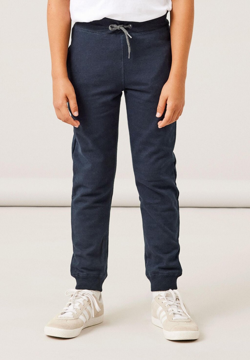 Брюки для бега PANT Name it, цвет dark sapphire
Брюки для бега PANT Name it, цвет dark sapphire