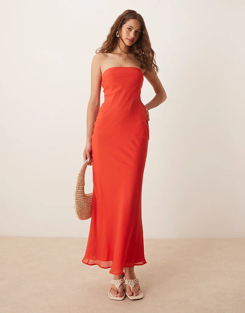 Двухслойное платье-бандо миди ASOS DESIGN красного цвета
Двухслойное платье-бандо миди ASOS DESIGN красного цвета