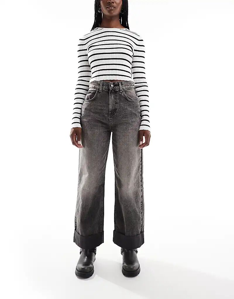 Свободные джинсы с глубокими отворотами, выбеленные, черного цвета ASOS DESIGN
Свободные джинсы с глубокими отворотами, выбеленные, черного цвета ASOS DESIGN