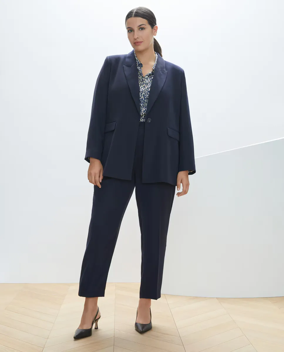 Однотонный женский пиджак Couchel, темно-синий
Однотонный женский пиджак Couchel, темно-синий