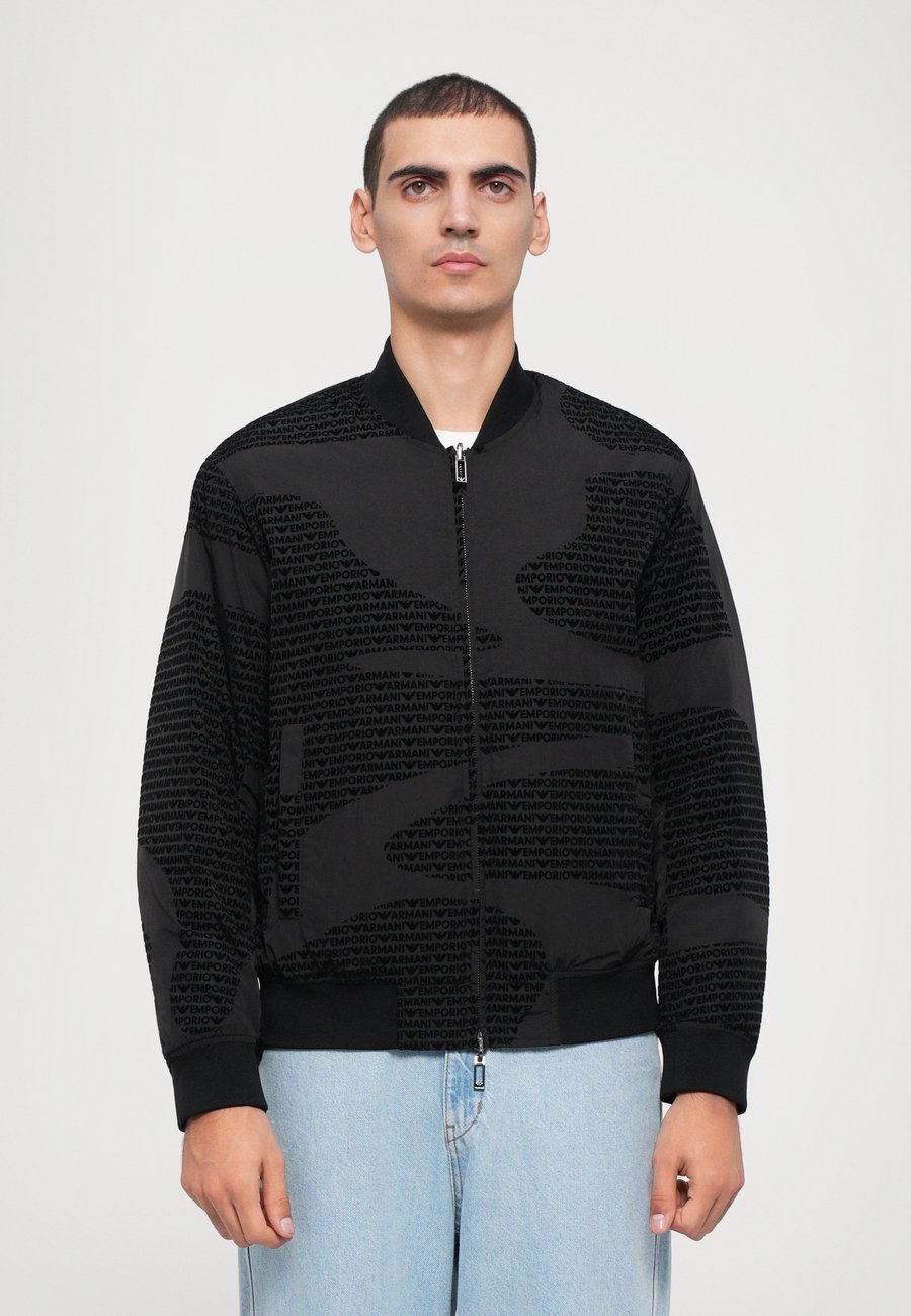 Куртка Emporio Armani BLOUSON JACKET, Black
Куртка Emporio Armani BLOUSON JACKET, Black
