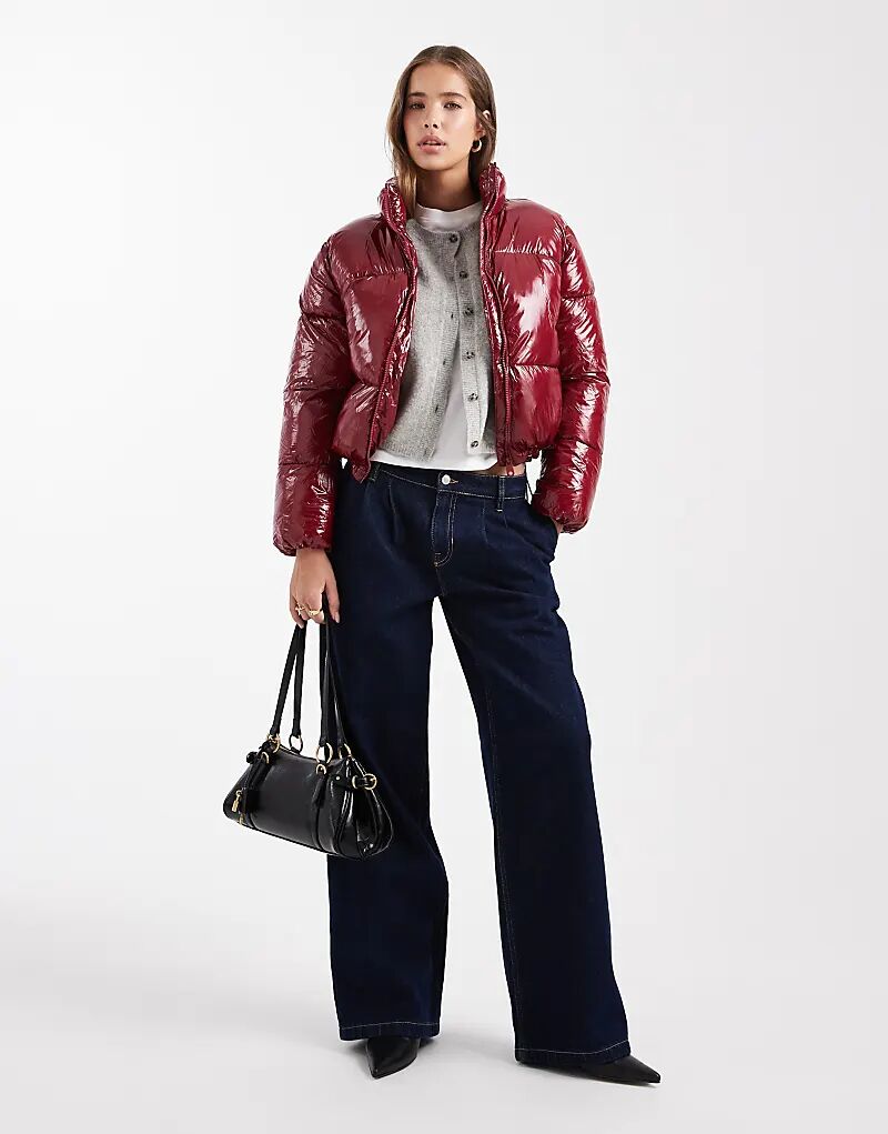 Блестящий пуховик Mango Teen вишневого цвета
Блестящий пуховик Mango Teen вишневого цвета