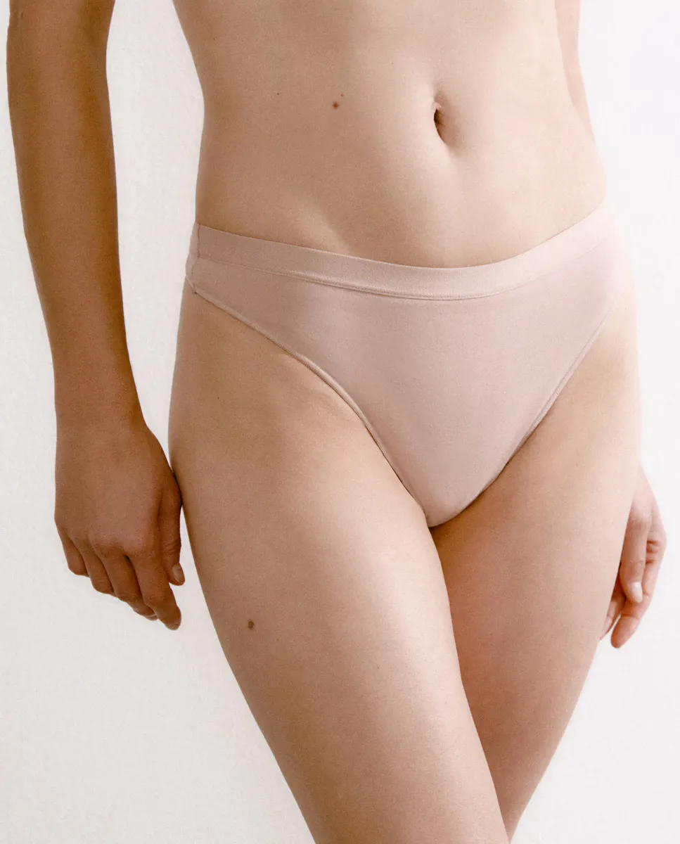 Упаковка из 3 стрингов Énfasis, бежевый
Упаковка из 3 стрингов Énfasis, бежевый