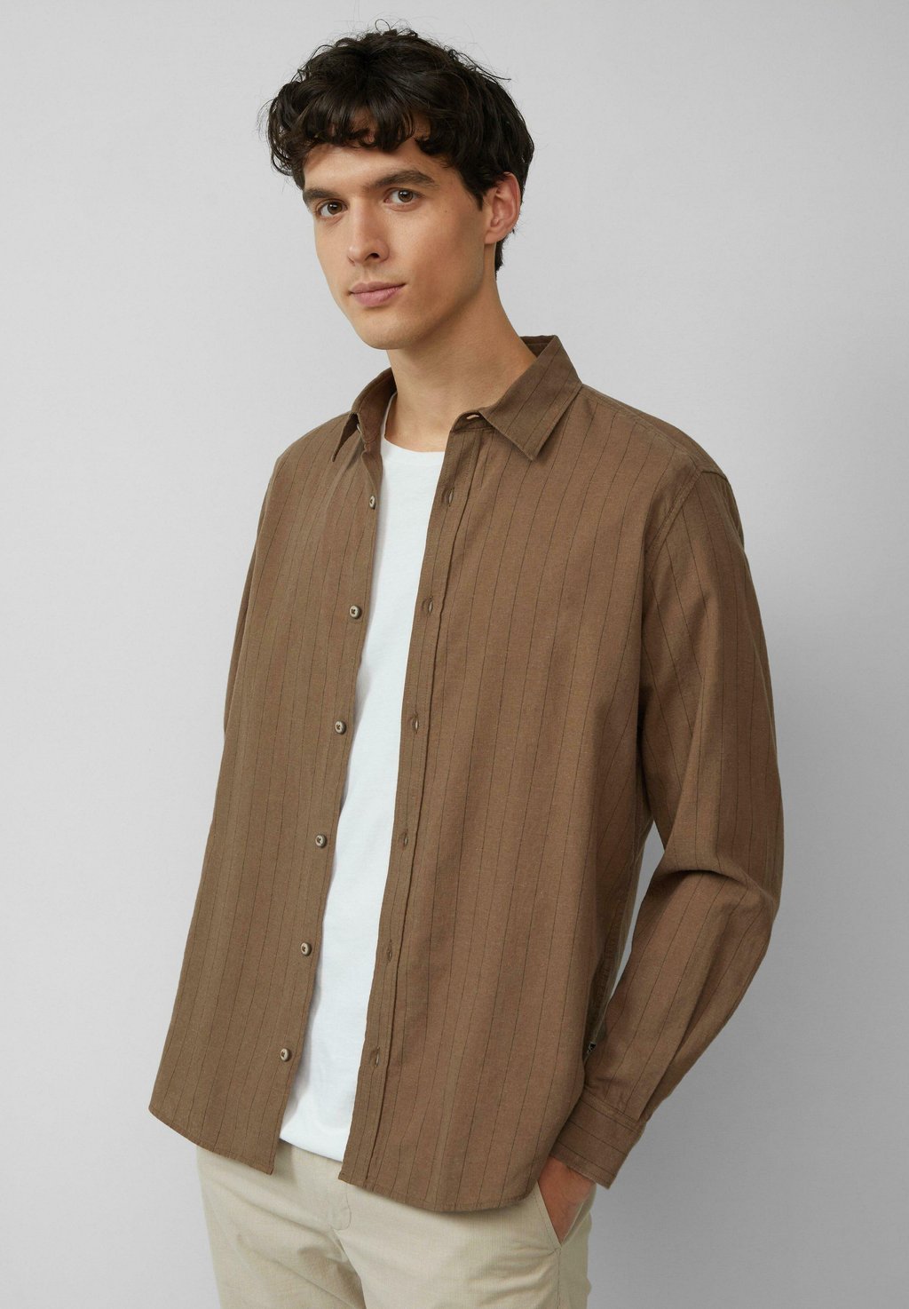 Рубашка REGULAR FIT GESTREIFTES MIT KENTKRAGEN s.Oliver, песочный
Рубашка REGULAR FIT GESTREIFTES MIT KENTKRAGEN s.Oliver, песочный