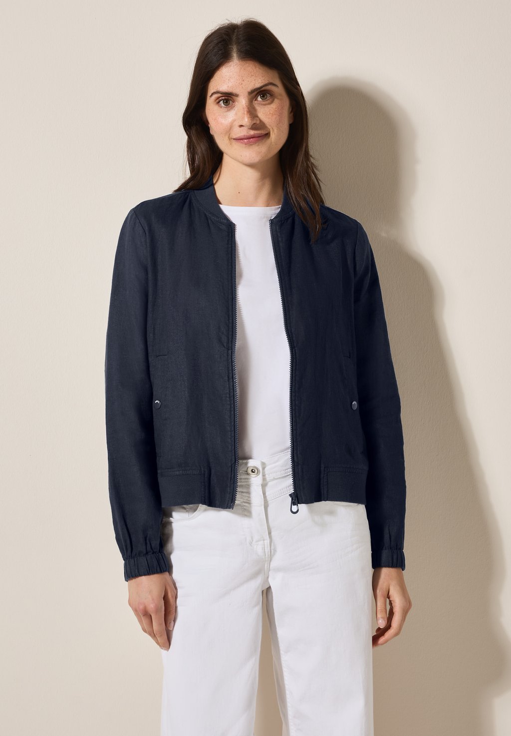 Куртка-бомбер Cecil, темно-синий
Куртка-бомбер Cecil, темно-синий