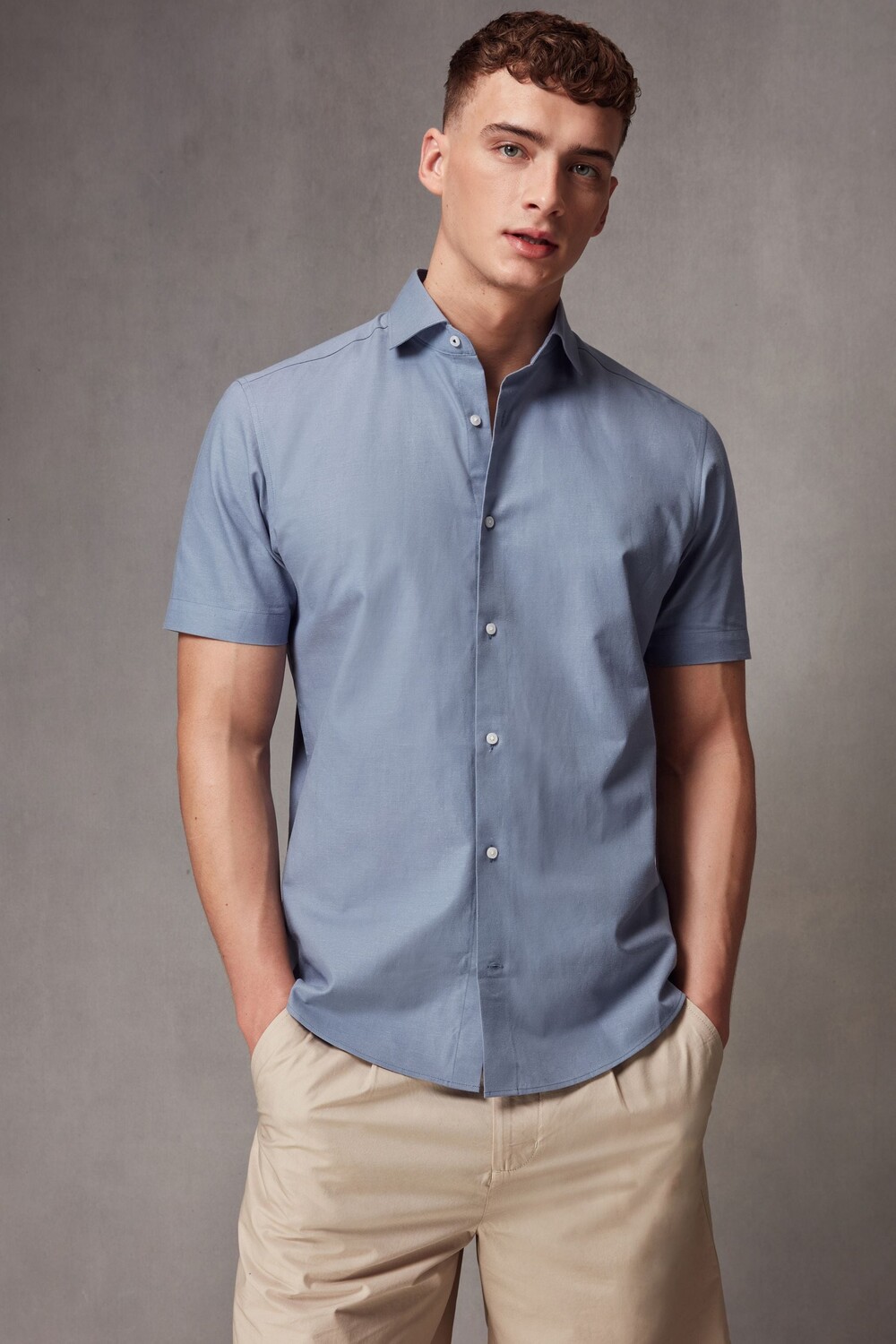 Рубашка с коротким рукавом из льняной смеси Next, голубой
Рубашка с коротким рукавом из льняной смеси Next, голубой