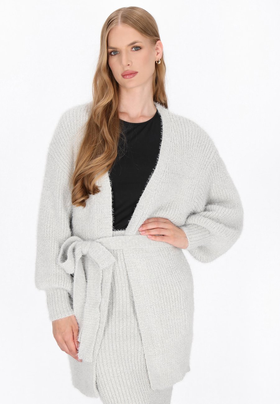 Кардиган DreiMaster Cardigan, Grey Melange/Grey
Кардиган DreiMaster Cardigan, Grey Melange/Grey