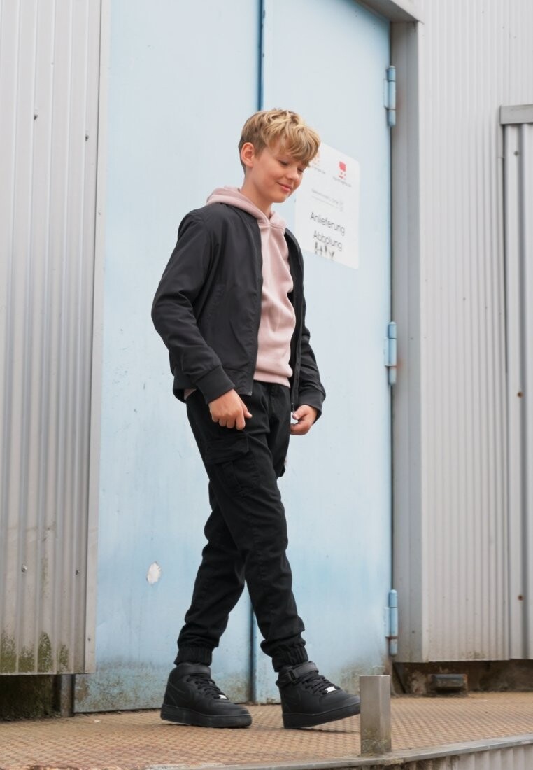 Брюки карго HIGH WAIST Urban Classics, цвет black
Брюки карго HIGH WAIST Urban Classics, цвет black