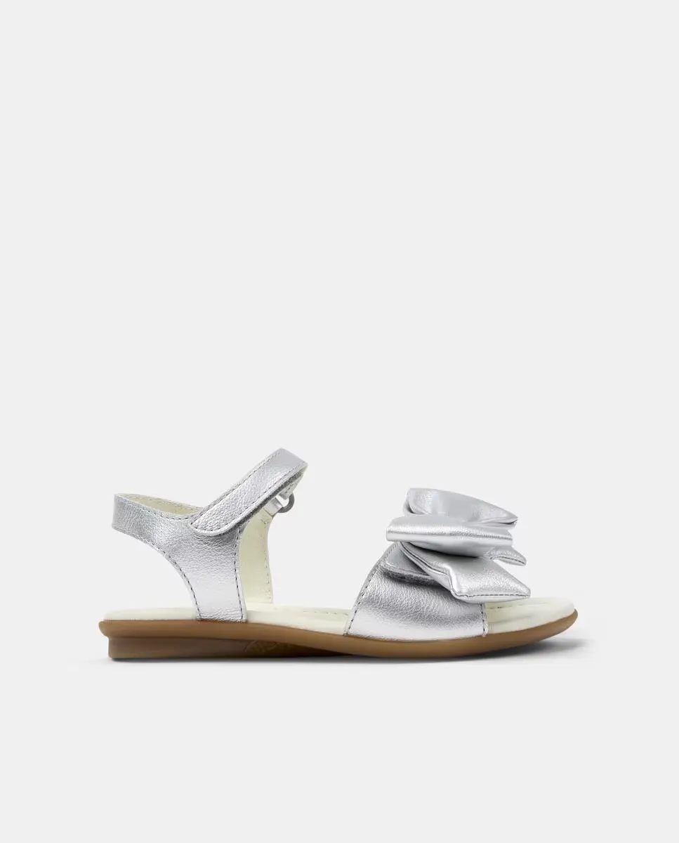 Правильные кожаные сандалии для девочек Camper, серебряный
Правильные кожаные сандалии для девочек Camper, серебряный