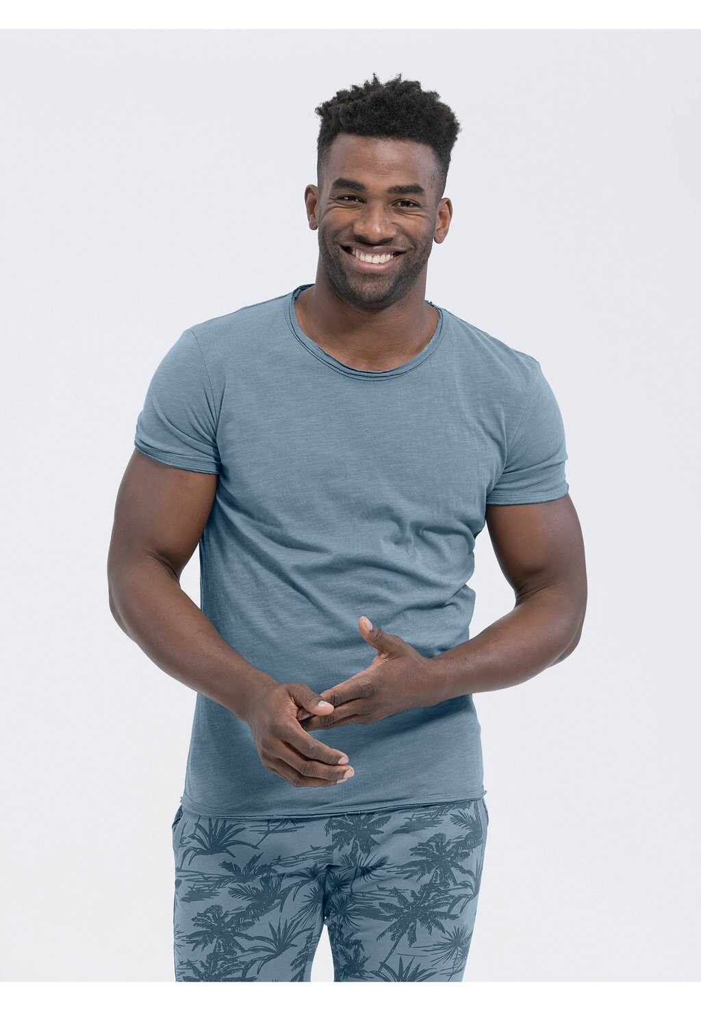 Базовая футболка MT BREAD NEW Key Largo, синий
Базовая футболка MT BREAD NEW Key Largo, синий