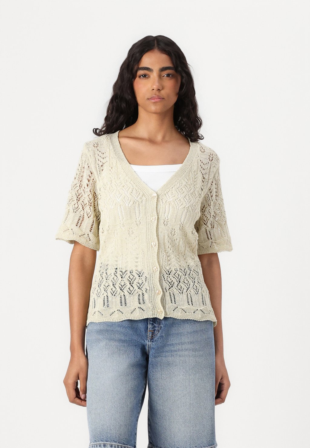 Кардиган ONLLOVELY GLITTER BUTTON ONLY, кремовый
Кардиган ONLLOVELY GLITTER BUTTON ONLY, кремовый