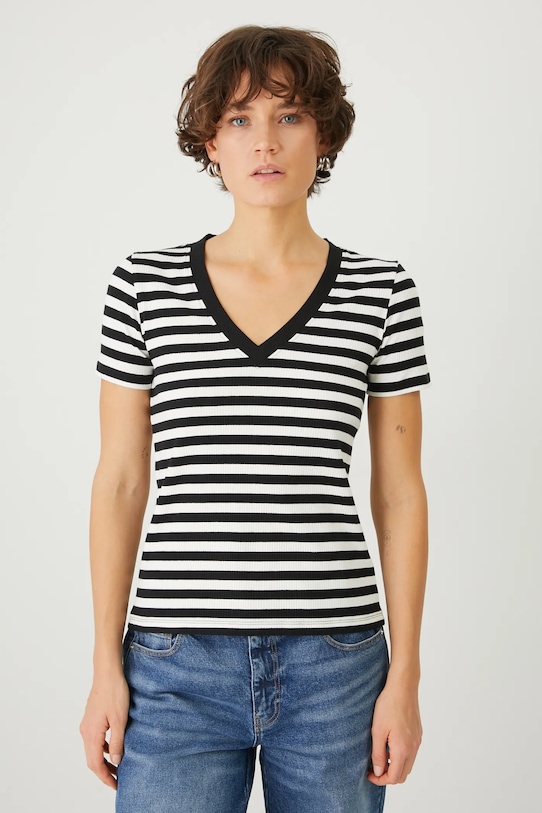 Футболка Medicine, черный
Футболка Medicine, черный