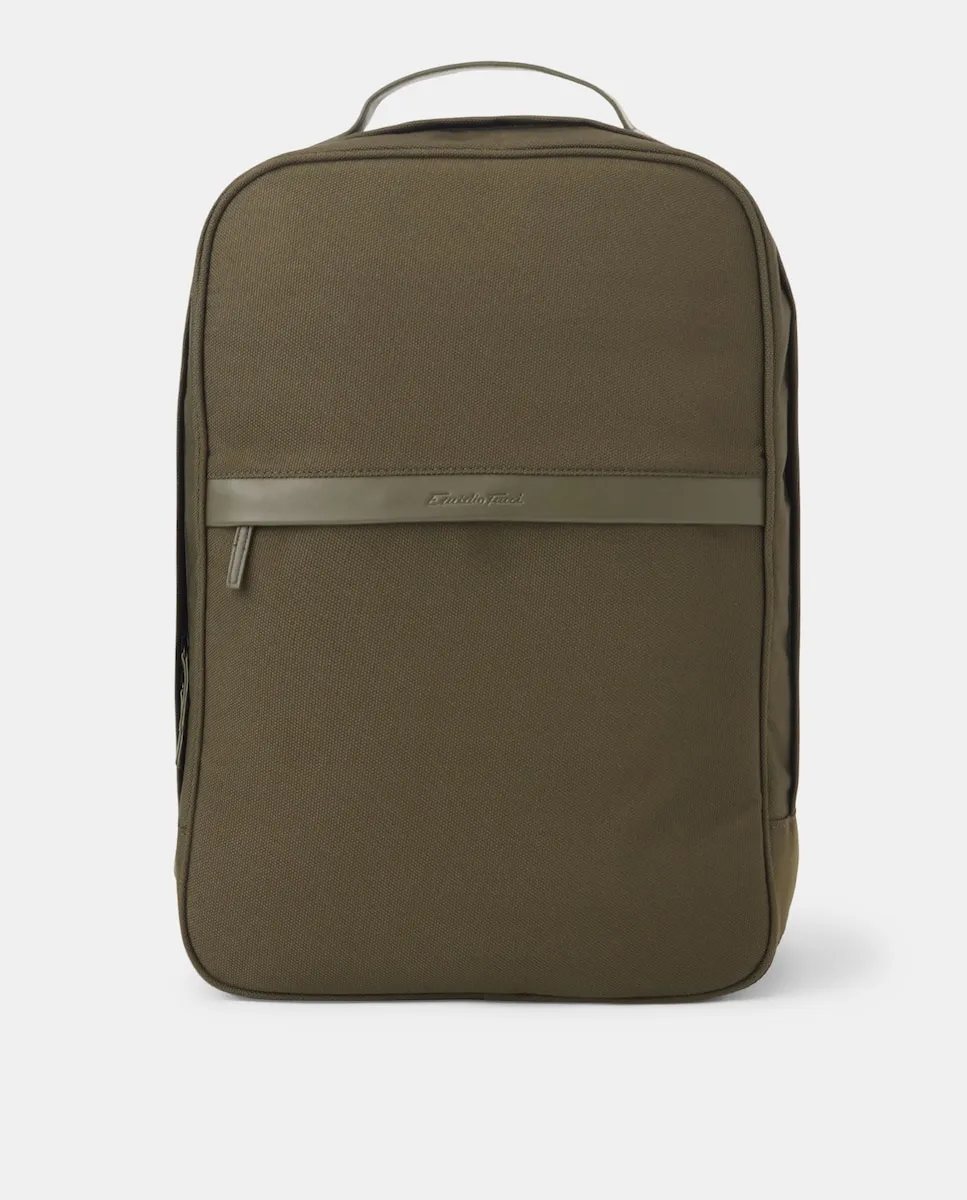 Мужской рюкзак Emidio Tucci, хаки
Мужской рюкзак Emidio Tucci, хаки