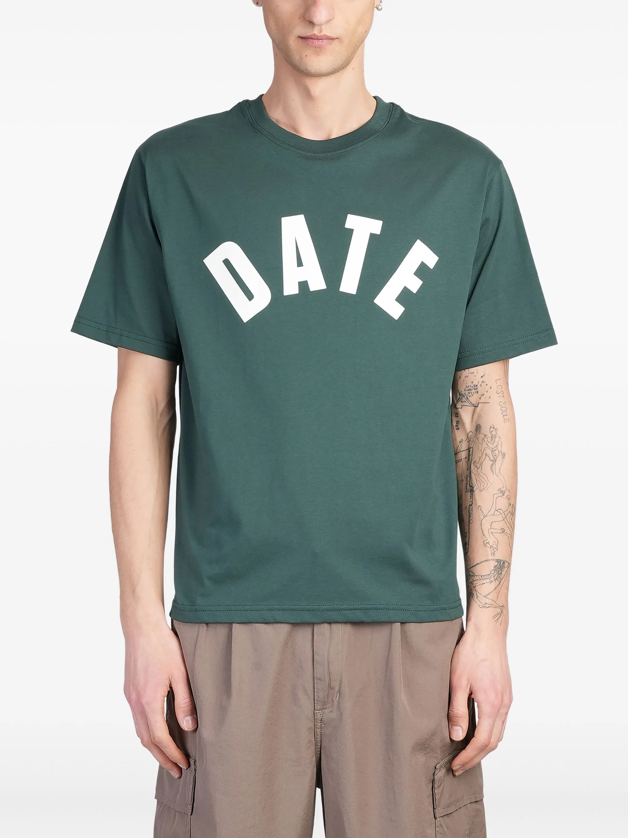 Футболка с логотипом D.A.T.E., зеленый
Футболка с логотипом D.A.T.E., зеленый