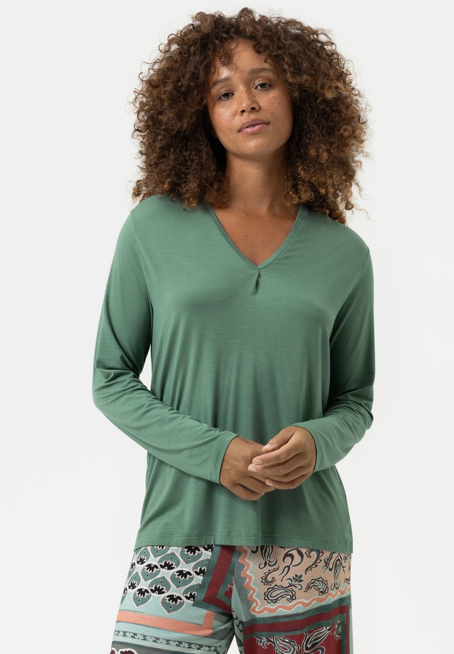 Пижамный топ mey SERIE PURE CHIC, Peat Moss/Dark Green
Пижамный топ mey SERIE PURE CHIC, Peat Moss/Dark Green