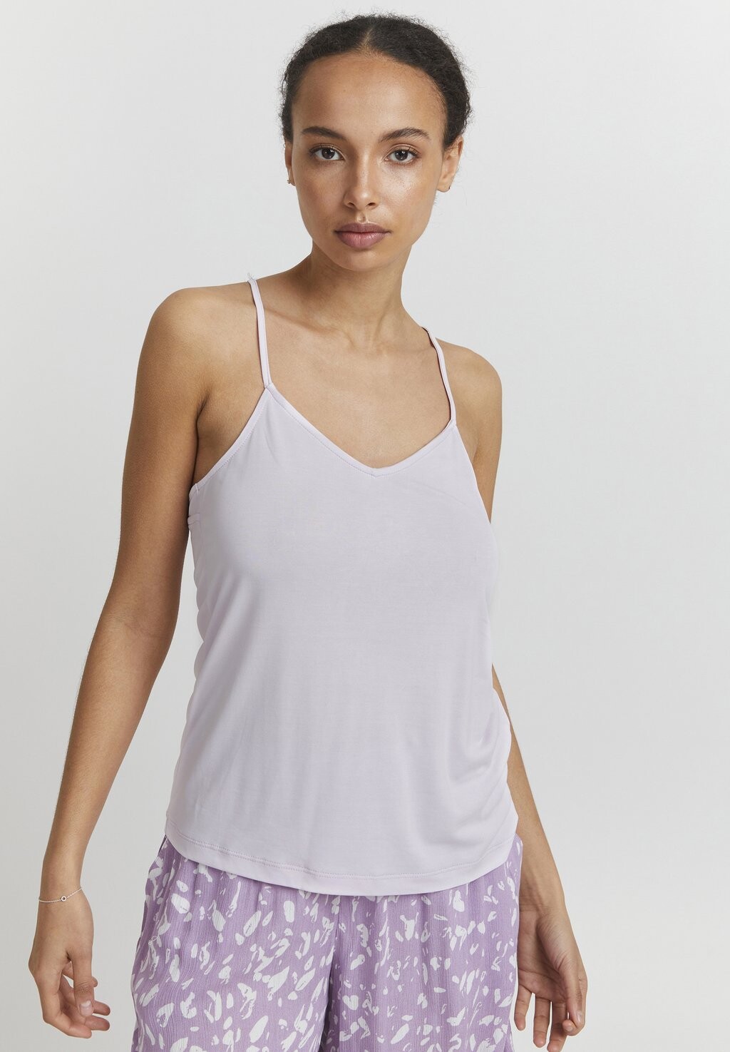 Топ IHLIKE TO3 ICHI, цвет lavender fog
Топ IHLIKE TO3 ICHI, цвет lavender fog