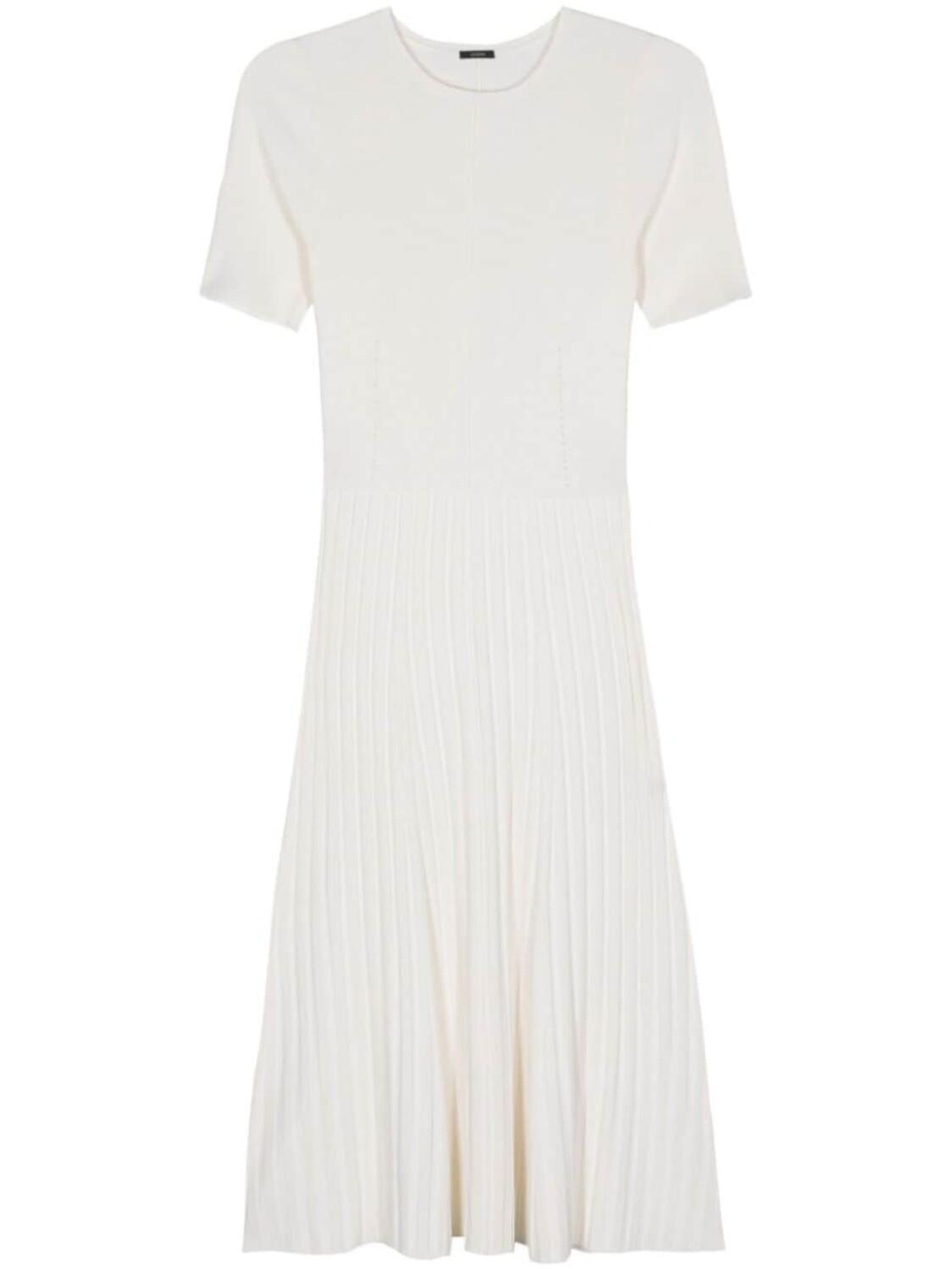 Атласное вязаное платье миди JOSEPH, бежевый
Атласное вязаное платье миди JOSEPH, бежевый