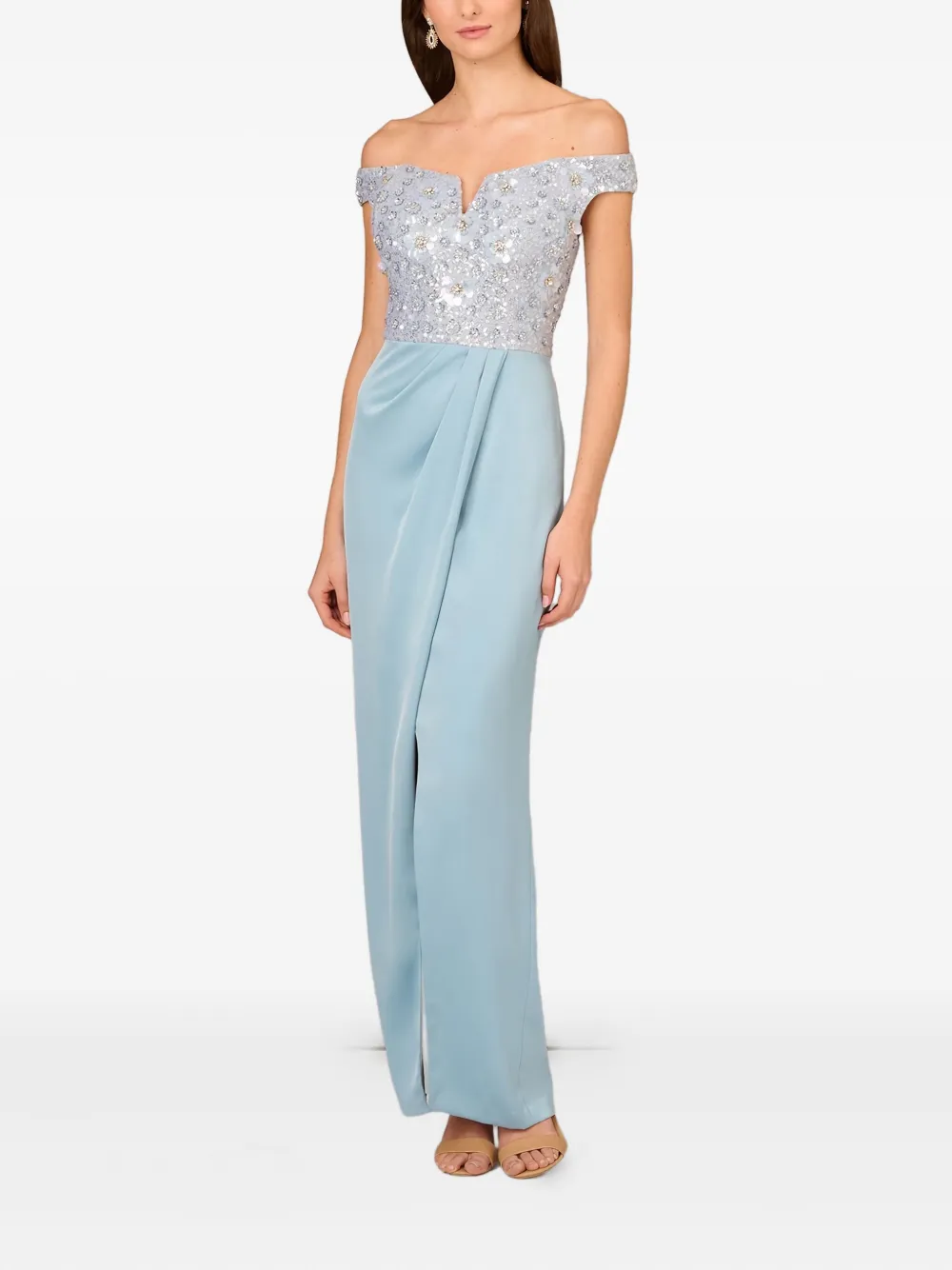 Платье с открытыми плечами, украшенное пайетками Aidan Mattox, синий
Платье с открытыми плечами, украшенное пайетками Aidan Mattox, синий