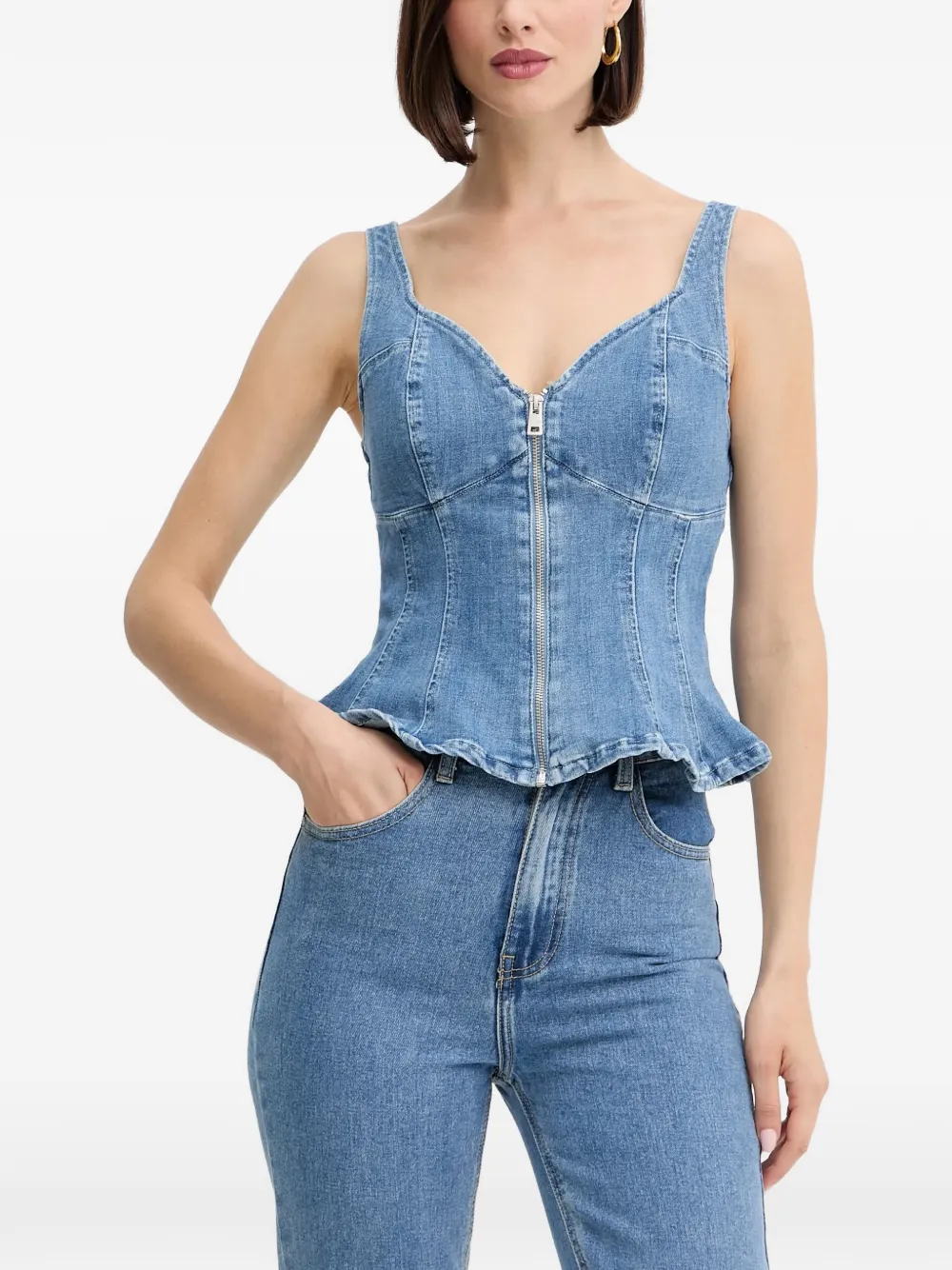 Топ на молнии с баской Guess Usa, синий
Топ на молнии с баской Guess Usa, синий