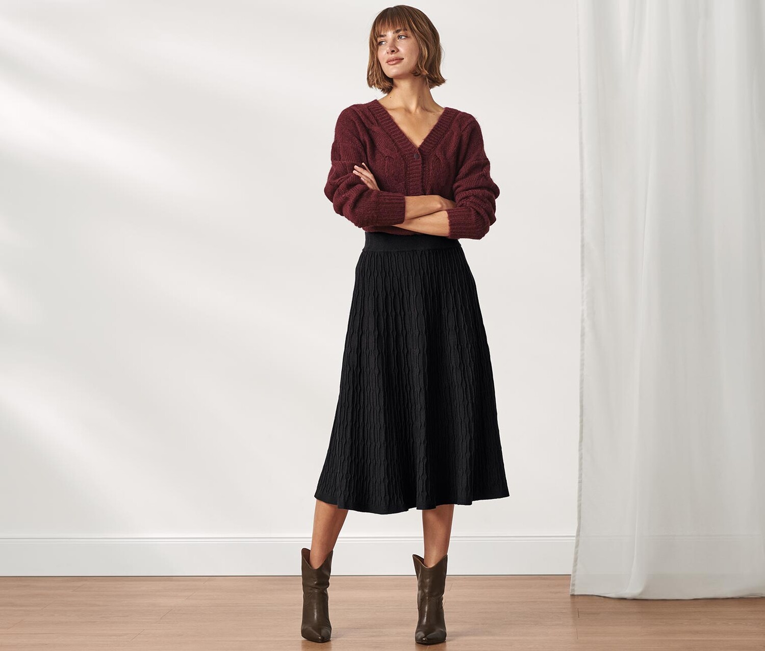 Трикотажная юбка длины миди Tchibo, черный
Трикотажная юбка длины миди Tchibo, черный