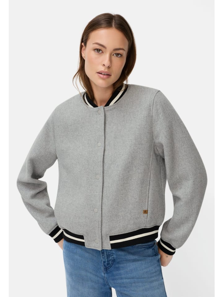 Домашняя куртка с карманами серого цвета Camel Active
Домашняя куртка с карманами серого цвета Camel Active