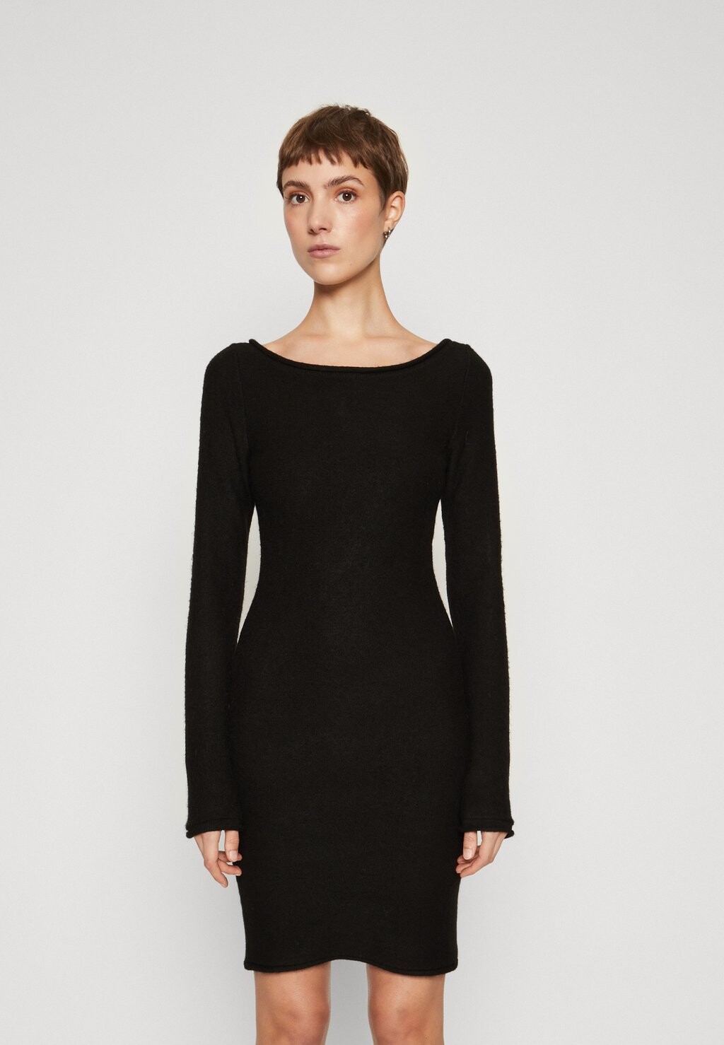 Платье Even&Odd, цвет black
Платье Even&Odd, цвет black