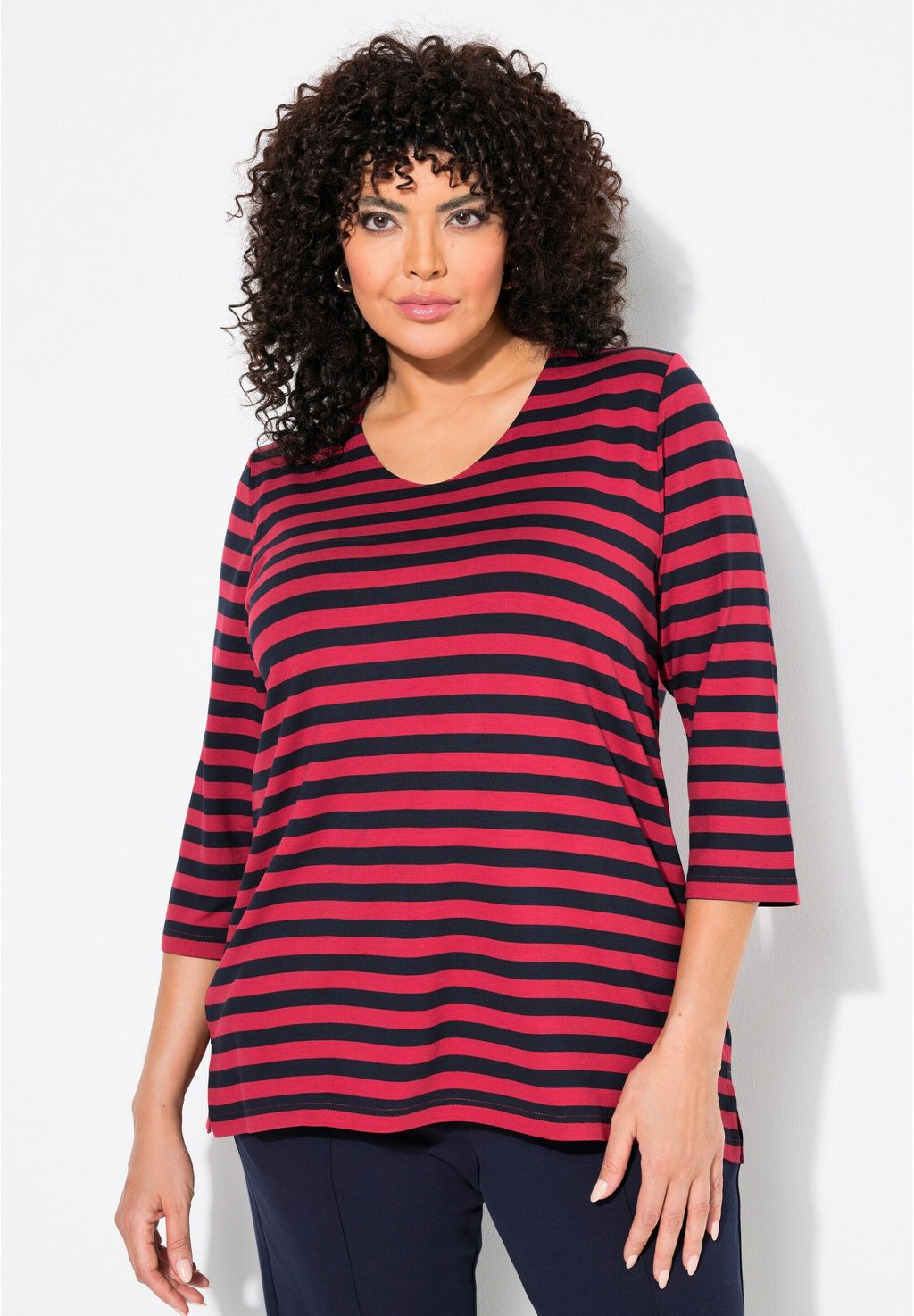 Топ с длинными рукавами STRIPED V-NECK 3/4 Ulla Popken, красный
Топ с длинными рукавами STRIPED V-NECK 3/4 Ulla Popken, красный