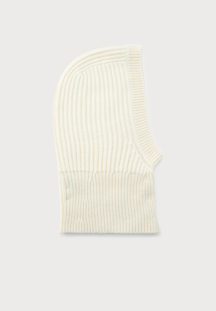Шапка IVY OAK ANNIE LEE, Vintage Cream/Off-White
Шапка IVY OAK ANNIE LEE, Vintage Cream/Off-White