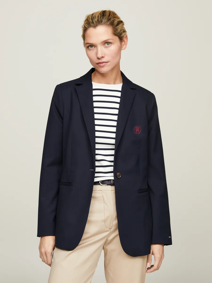 Длинный пиджак Tommy Hilfiger "SMD CORE REGULAR SB BLAZER" с вышитым логотипом, цвет Desert Sky
Длинный пиджак Tommy Hilfiger "SMD CORE REGULAR SB BLAZER" с вышитым логотипом, цвет Desert Sky