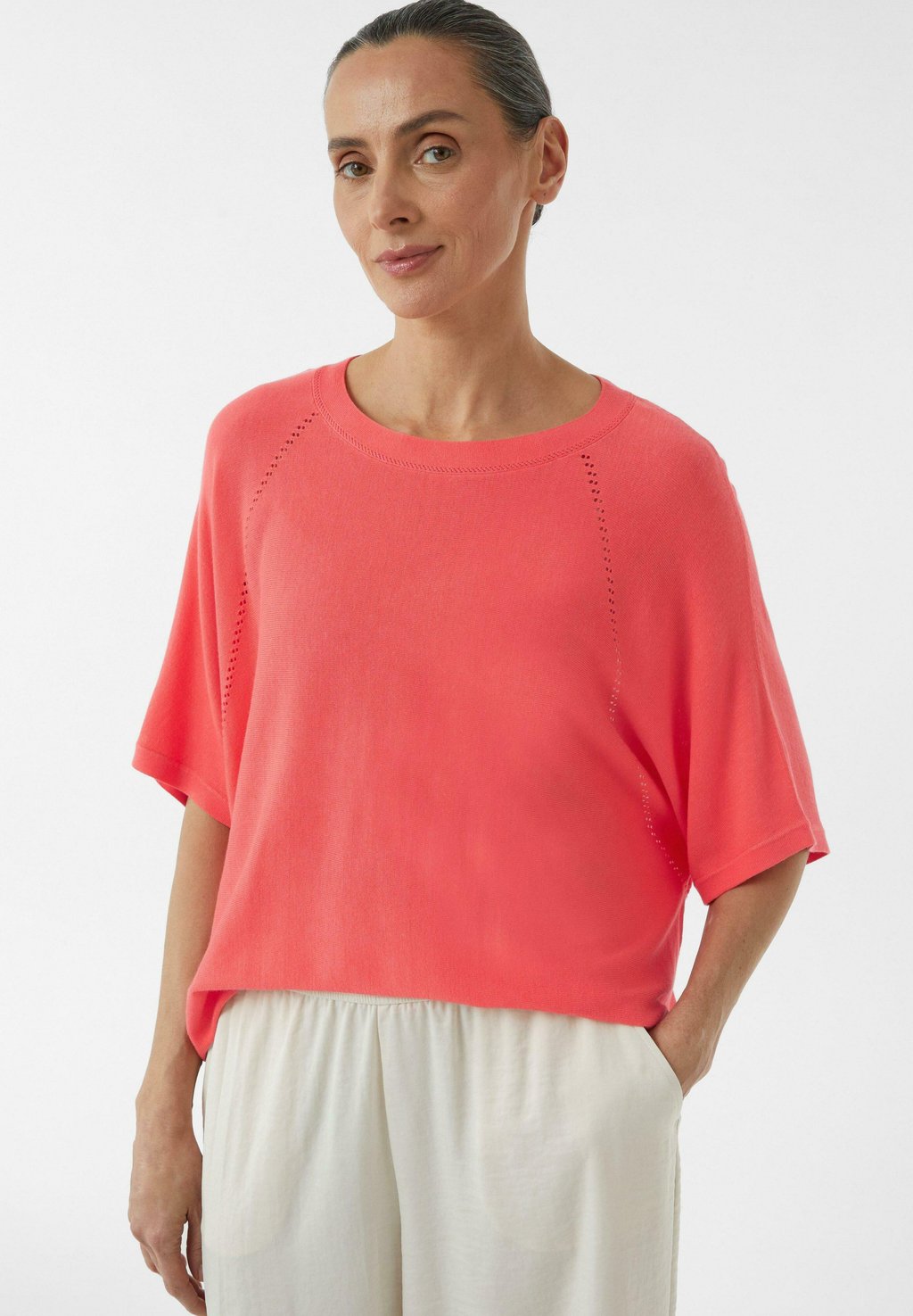 Базовая футболка comma, коралловый
Базовая футболка comma, коралловый