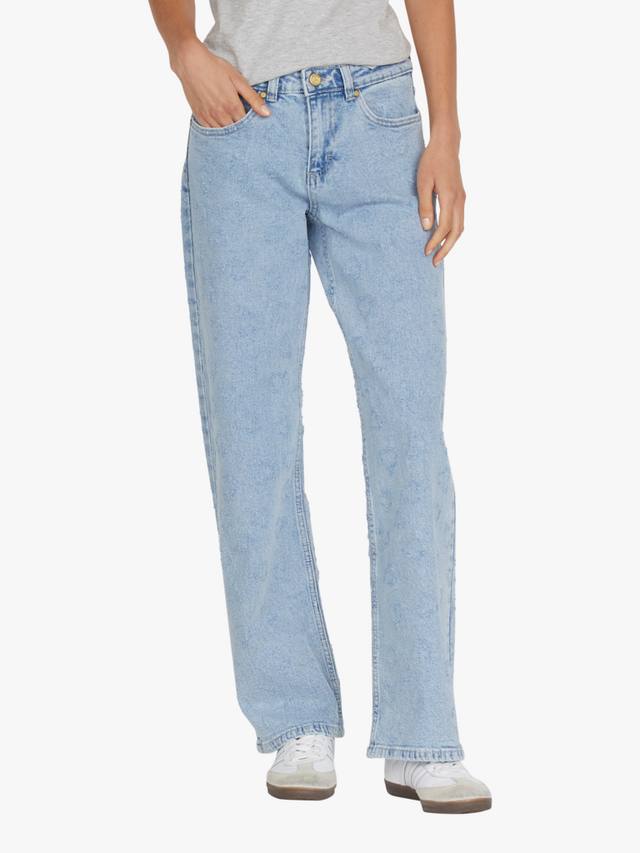 Джинсы с сердечками onea Sisters Point, цвет Light Blue Wash
Джинсы с сердечками onea Sisters Point, цвет Light Blue Wash