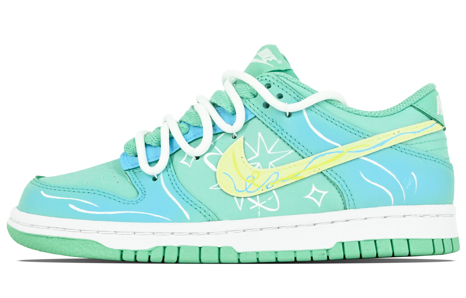 Кроссовки Nike Dunk Skateboarding Shoes Women's Low-top Mint Green, мятно-зеленый
Кроссовки Nike Dunk Skateboarding Shoes Women's Low-top Mint Green, мятно-зеленый