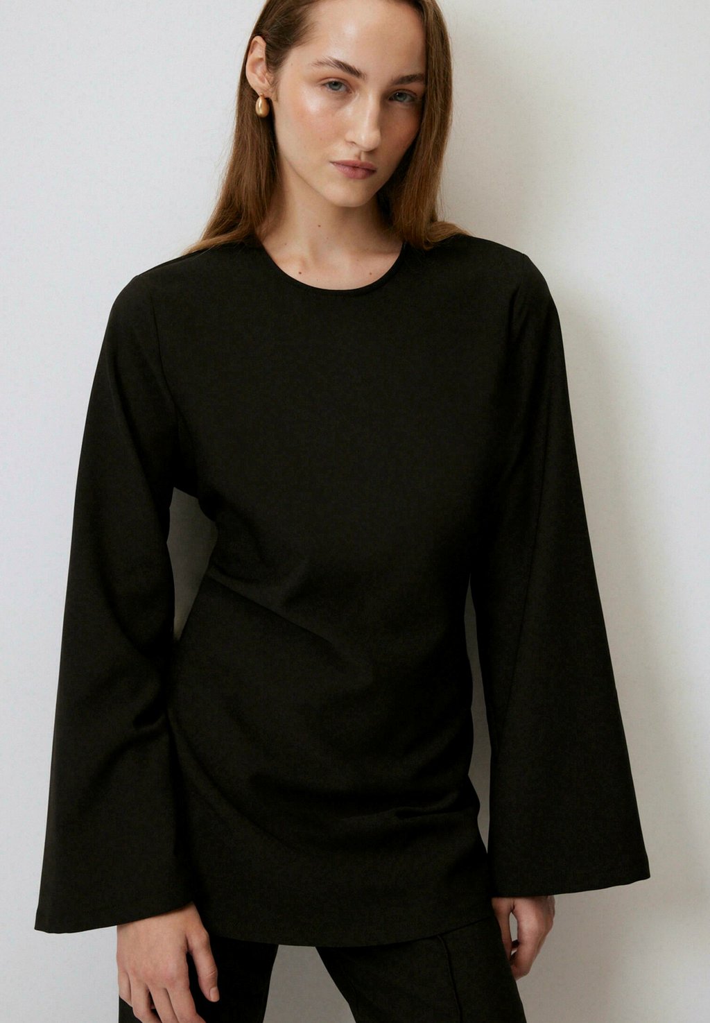 Блуза Touché Privé, черный
Блуза Touché Privé, черный