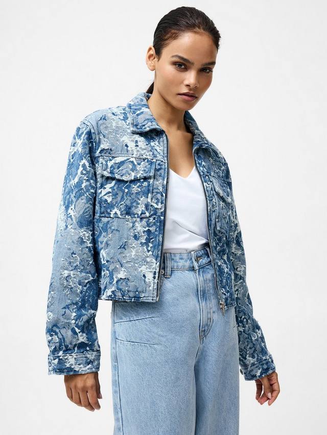 Шарлотта джинсовая куртка жаккард с цветочным принтом French Connection, Light Wash
Шарлотта джинсовая куртка жаккард с цветочным принтом French Connection, Light Wash