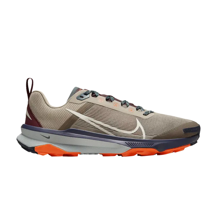 Кроссовки Nike Terra Kiger 9, коричневый
Кроссовки Nike Terra Kiger 9, коричневый