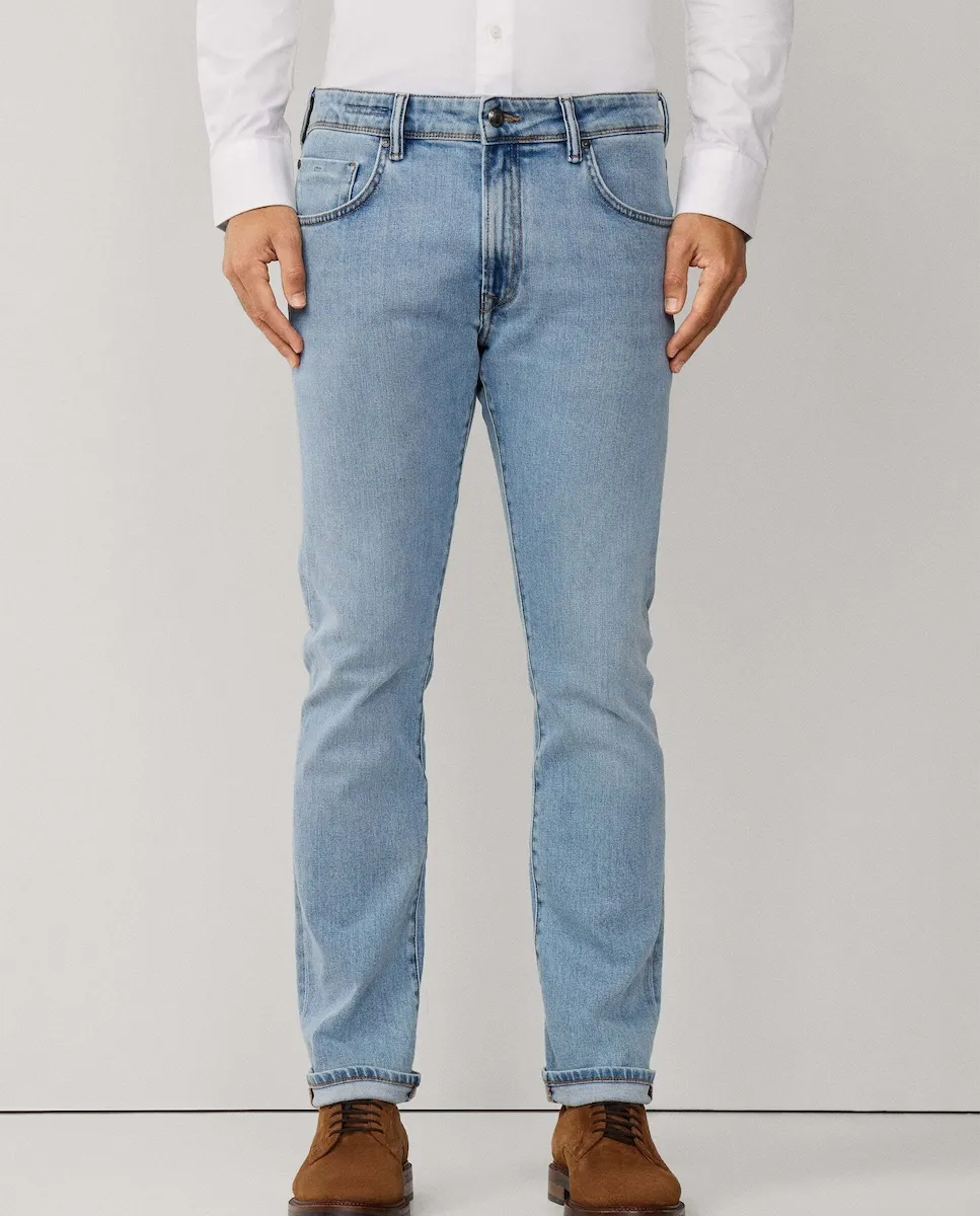 Мужские джинсы Powerflex светлой стирки, облегающего кроя Hackett, синий
Мужские джинсы Powerflex светлой стирки, облегающего кроя Hackett, синий