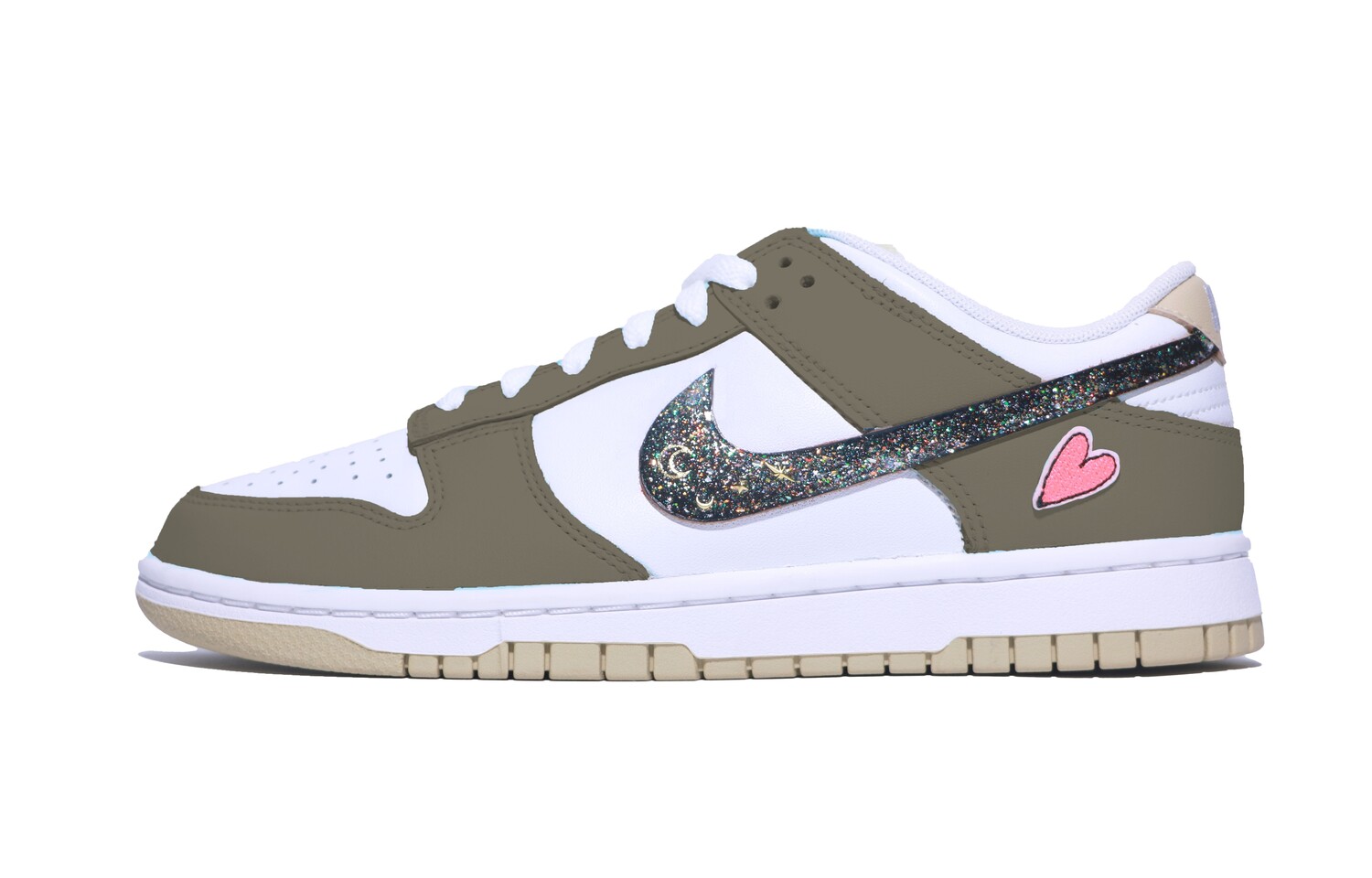 Кроссовки Nike Dunk Skateboarding Shoes Men Low-top Moss Green/white/black, зеленый
Кроссовки Nike Dunk Skateboarding Shoes Men Low-top Moss Green/white/black, зеленый