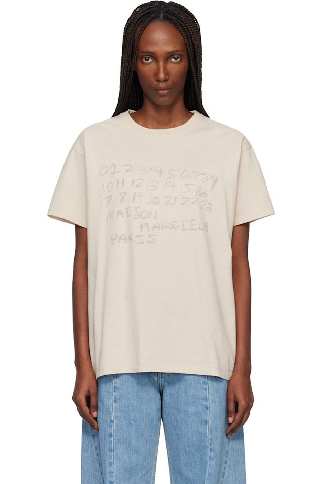Maison Margiela Бежевая хлопковая футболка с цифровым рисунком
Maison Margiela Бежевая хлопковая футболка с цифровым рисунком