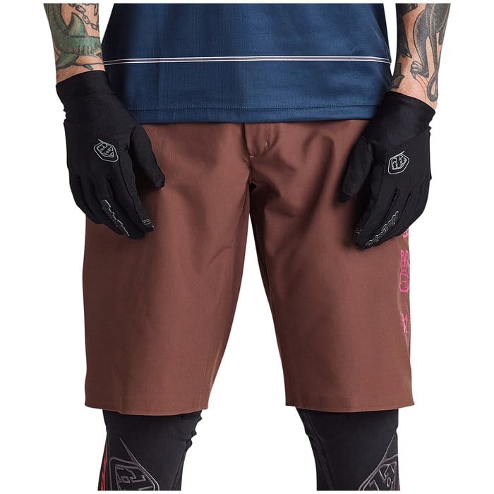 Шорты Flowline Superlyte Troy Lee Designs, Mono Chocolate
Шорты Flowline Superlyte Troy Lee Designs, Mono Chocolate