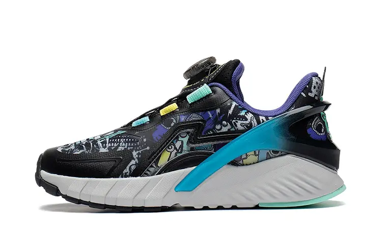 Кроссовки LINING YOUNG Sports Life Collection Kids Lifestyle Shoes GS Low-top Black
Кроссовки LINING YOUNG Sports Life Collection Kids Lifestyle Shoes GS Low-top Black